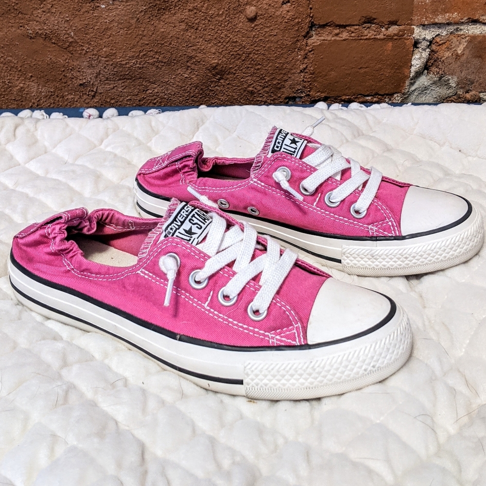 Women’s Converse Hot Pink Slip On Sneakers Size 7.5